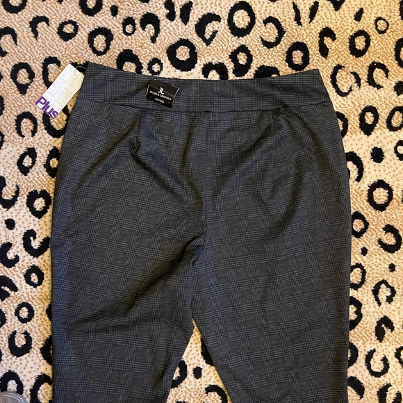 Plaid dress pants - Picture 3 of 10